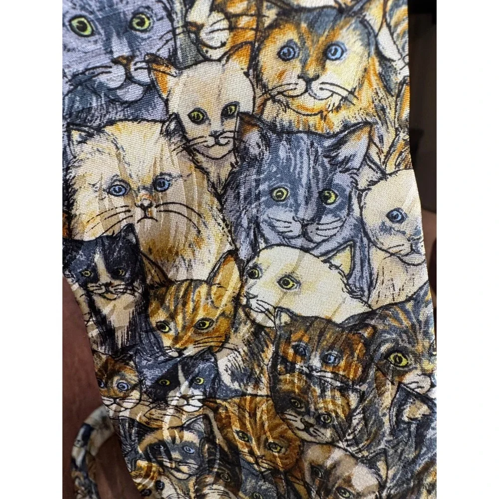 Museum‎ Artifacts All Silk Cats Tie Vintage Whimsical Cat Print